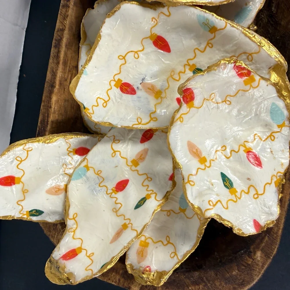 Set of 9 Decoupage Oyster Shells Christmas Lights Gilded Gold Edge Holiday Decor